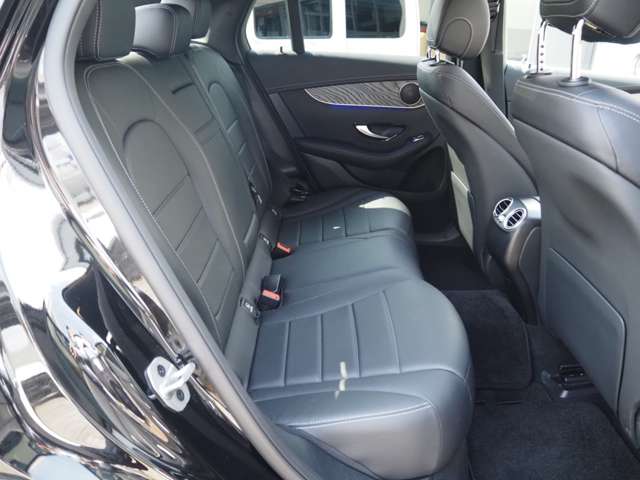 メルセデスベンツ ＧＬＣクーペ ２２０ Ｄ ４マチック スポーツライン エディション ４ＷＤ R3年 (近畿) 99