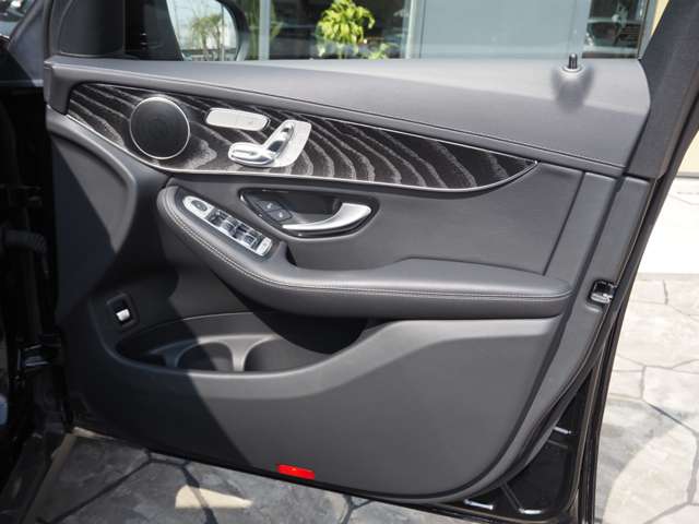 メルセデスベンツ ＧＬＣクーペ ２２０ Ｄ ４マチック スポーツライン エディション ４ＷＤ R3年 (近畿) 99