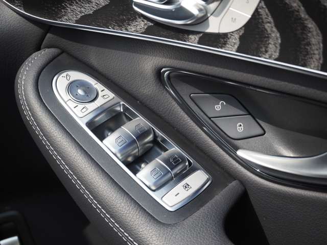 メルセデスベンツ ＧＬＣクーペ ２２０ Ｄ ４マチック スポーツライン エディション ４ＷＤ R3年 (近畿) 99