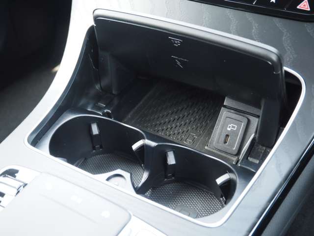 メルセデスベンツ ＧＬＣクーペ ２２０ Ｄ ４マチック スポーツライン エディション ４ＷＤ R3年 (近畿) 99