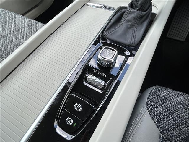 ボルボ Ｖ６０ Ｔ５　モメンタム R2年 (東北) 99