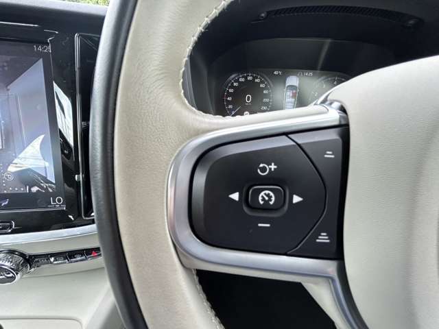 ボルボ Ｖ６０ Ｔ５　モメンタム R2年 (東北) 99