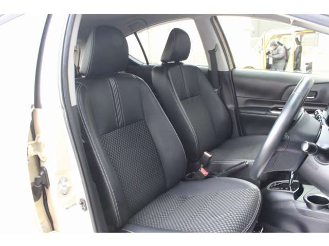 トヨタ アクア １．５ クロスオーバー H30年 (関東) 99