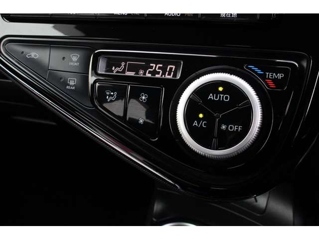 トヨタ アクア １．５ クロスオーバー H30年 (関東) 99