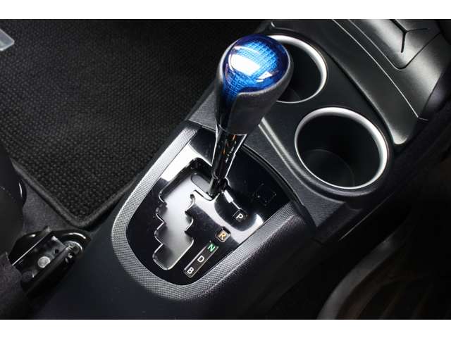 トヨタ アクア １．５ クロスオーバー H30年 (関東) 99