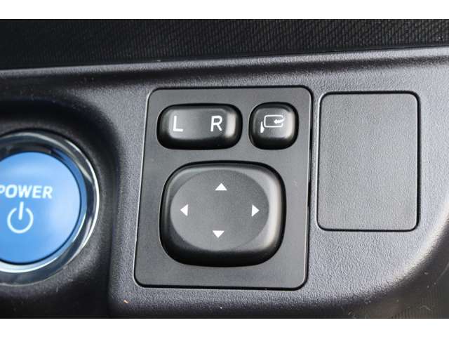 トヨタ アクア １．５ クロスオーバー H30年 (関東) 99