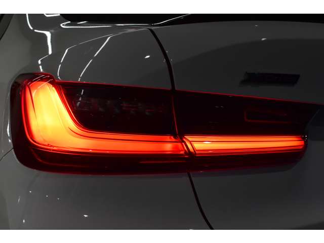 ＢＭＷ ３シリーズ Ｍ３４０Ｉ Ｘドライブ ４ＷＤ R1年 (関東) 99