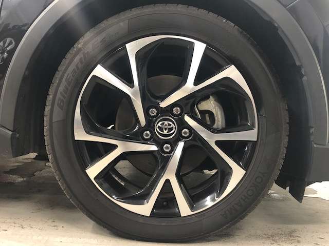 トヨタ Ｃ−ＨＲ １．２ Ｇ－Ｔ ４ＷＤ H29年 (北海道) 99