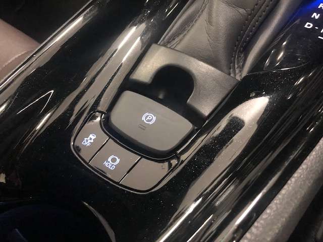 トヨタ Ｃ−ＨＲ １．２ Ｇ－Ｔ ４ＷＤ H29年 (北海道) 99