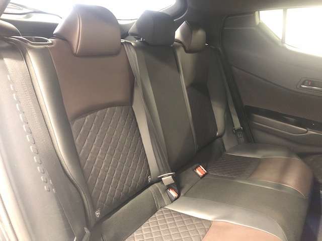 トヨタ Ｃ−ＨＲ １．２ Ｇ－Ｔ ４ＷＤ H29年 (北海道) 99