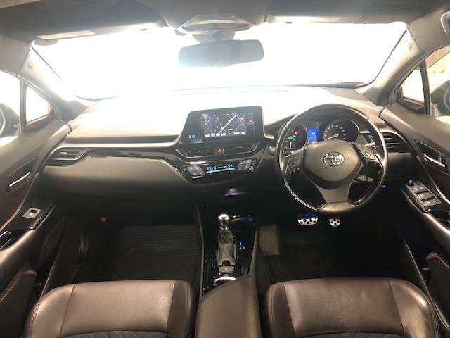 トヨタ Ｃ−ＨＲ １．２ Ｇ－Ｔ ４ＷＤ H29年 (北海道) 99