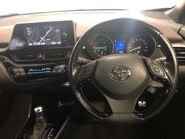 トヨタ Ｃ−ＨＲ １．２ Ｇ－Ｔ ４ＷＤ H29年 (北海道) 99