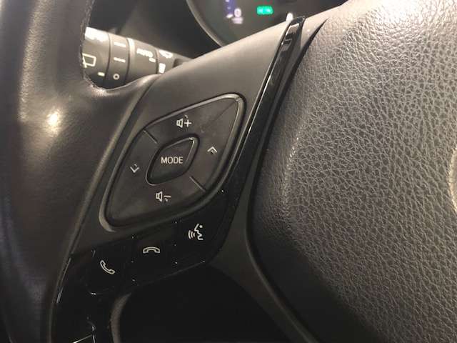 トヨタ Ｃ−ＨＲ １．２ Ｇ－Ｔ ４ＷＤ H29年 (北海道) 99