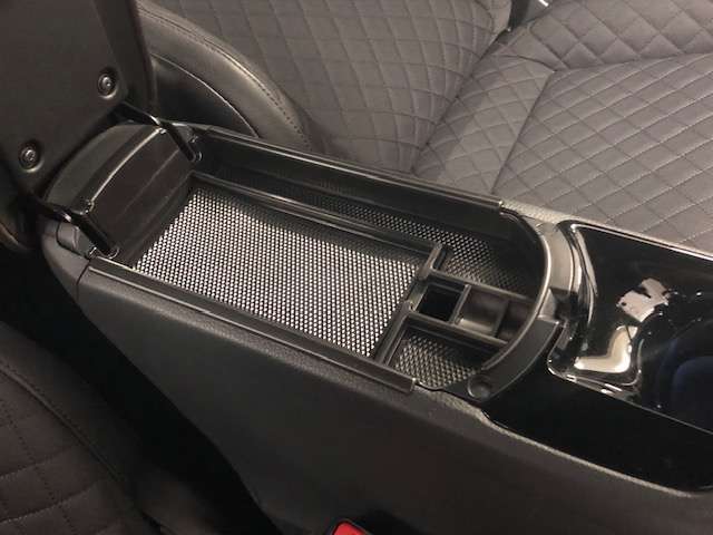 トヨタ Ｃ−ＨＲ １．２ Ｇ－Ｔ ４ＷＤ H29年 (北海道) 99