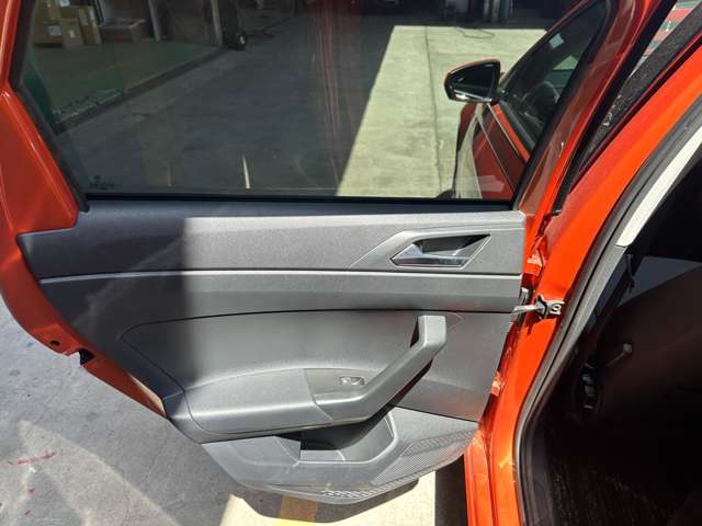 フォルクスワーゲン ポロ ＴＳＩ　コンフォートライン R1年 (東海) 99