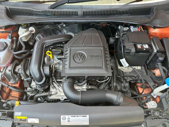 フォルクスワーゲン ポロ ＴＳＩ　コンフォートライン R1年 (東海) 99
