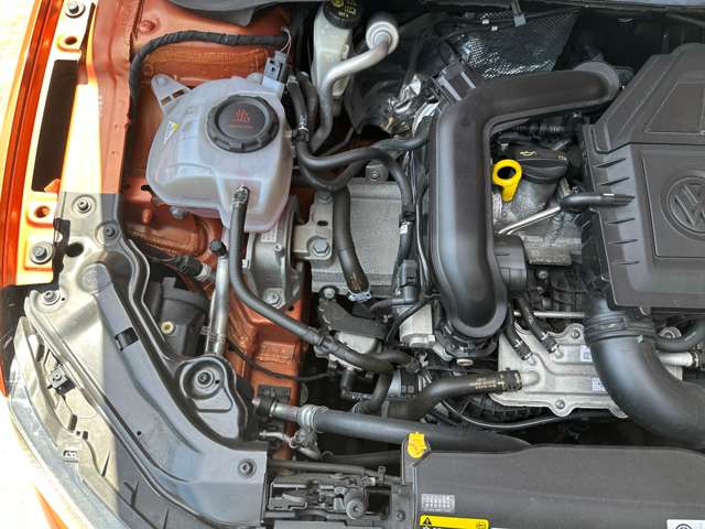 フォルクスワーゲン ポロ ＴＳＩ　コンフォートライン R1年 (東海) 99