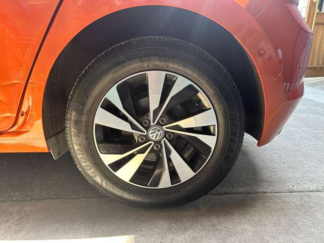 フォルクスワーゲン ポロ ＴＳＩ　コンフォートライン R1年 (東海) 99