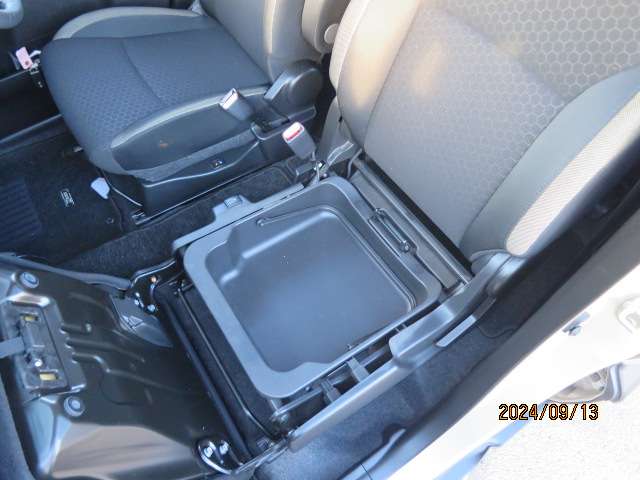 スズキ クロスビー １．０ ハイブリッド ＭＺ H30年 (関東) 99