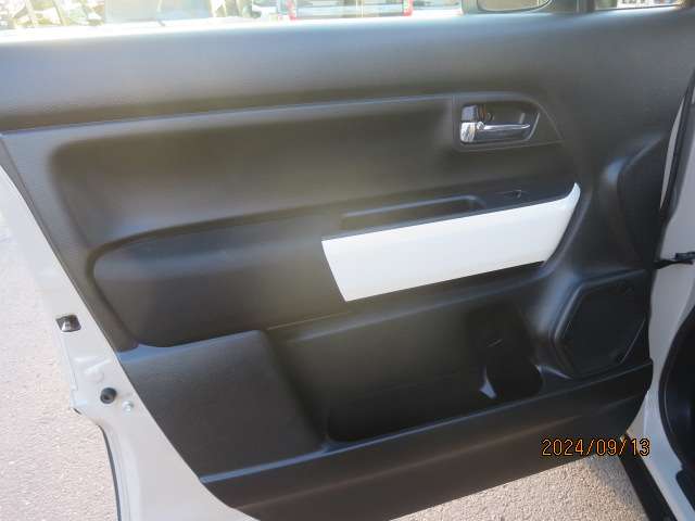 スズキ クロスビー １．０ ハイブリッド ＭＺ H30年 (関東) 99