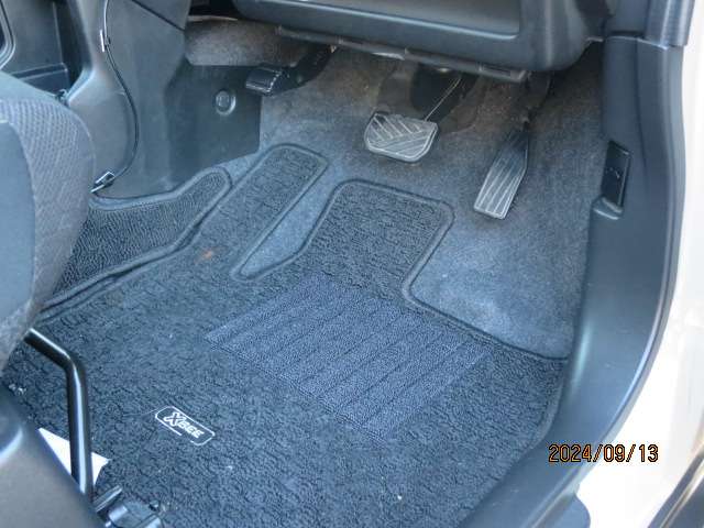 スズキ クロスビー １．０ ハイブリッド ＭＺ H30年 (関東) 99