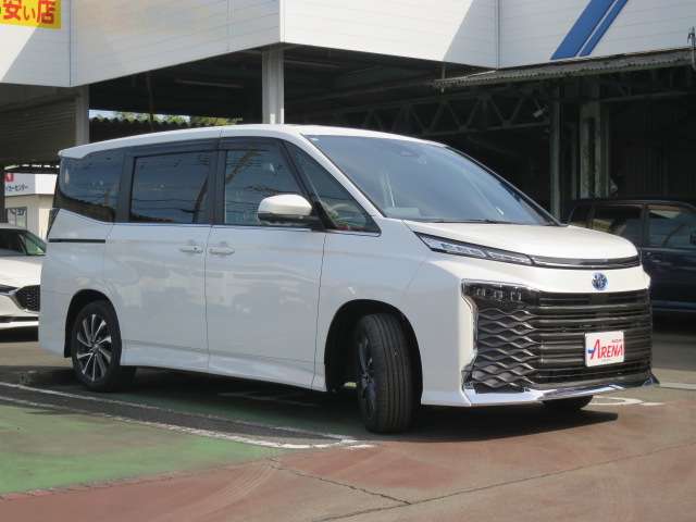 トヨタ ヴォクシー １．８ ハイブリッド Ｓ－Ｚ R6年 (関東) 99