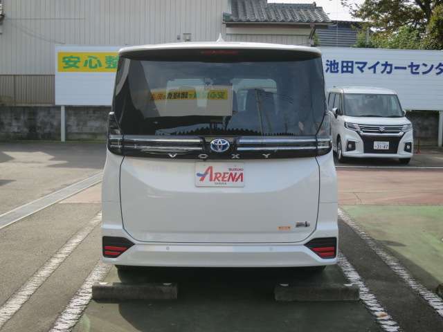 トヨタ ヴォクシー １．８ ハイブリッド Ｓ－Ｚ R6年 (関東) 99