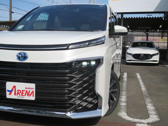 トヨタ ヴォクシー １．８ ハイブリッド Ｓ－Ｚ R6年 (関東) 99