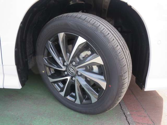 トヨタ ヴォクシー １．８ ハイブリッド Ｓ－Ｚ R6年 (関東) 99