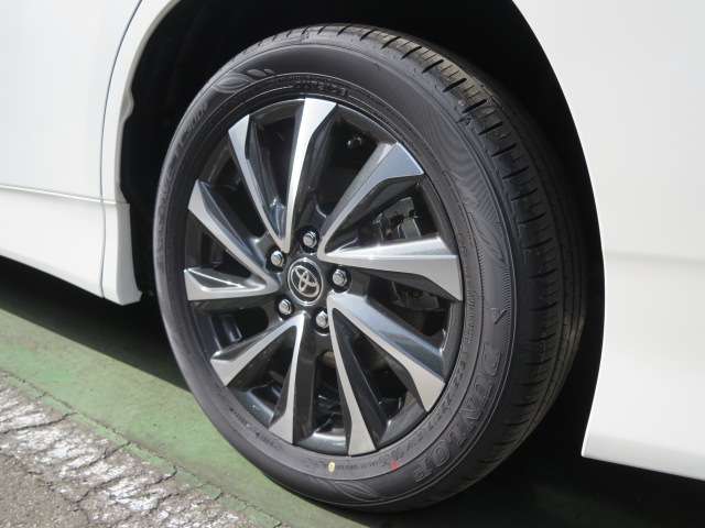 トヨタ ヴォクシー １．８ ハイブリッド Ｓ－Ｚ R6年 (関東) 99