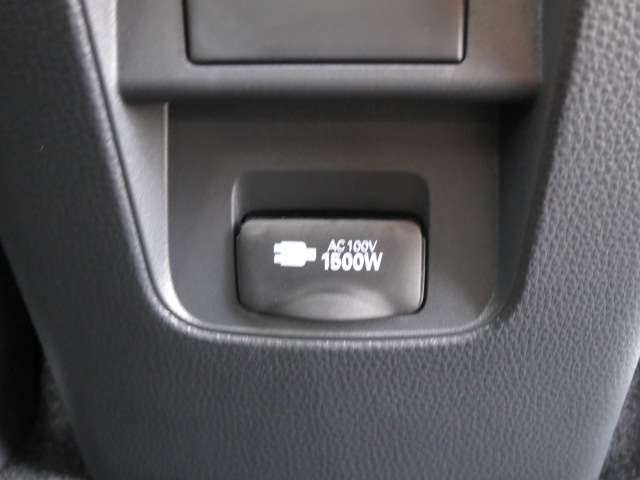 トヨタ ヴォクシー １．８ ハイブリッド Ｓ－Ｚ R6年 (関東) 99