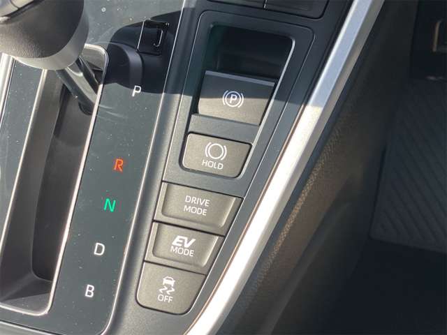 トヨタ ノア １．８ ハイブリッド Ｓ－Ｚ R6年 (東海) 99