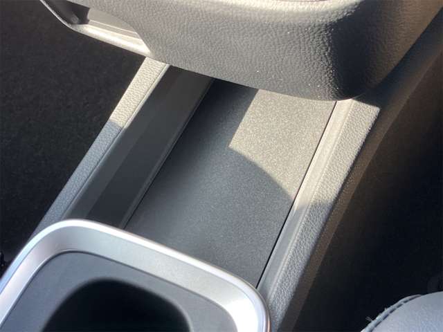 トヨタ ノア １．８ ハイブリッド Ｓ－Ｚ R6年 (東海) 99