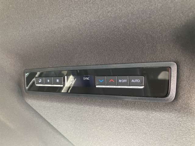 トヨタ ノア １．８ ハイブリッド Ｓ－Ｚ R6年 (東海) 99