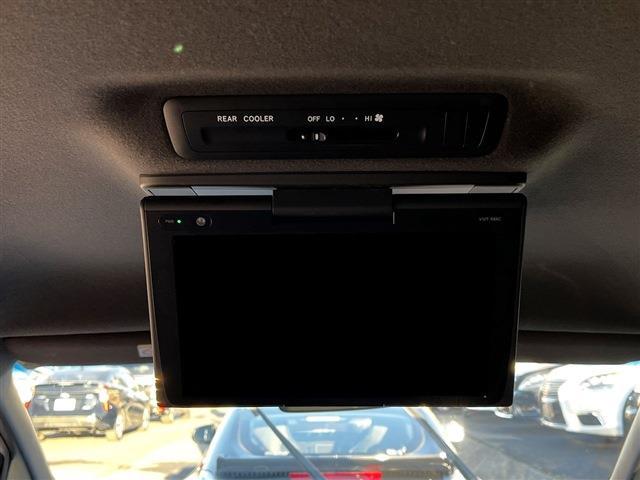 トヨタ エスティマ ２．４ アエラス H30年 (関東) 99