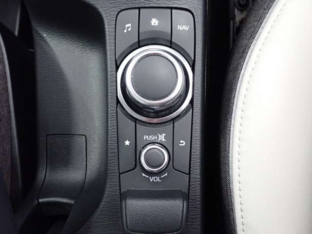 マツダ ＭＡＺＤＡ２ １．５ １５Ｓ ホワイト コンフォート R3年 (関東) 99