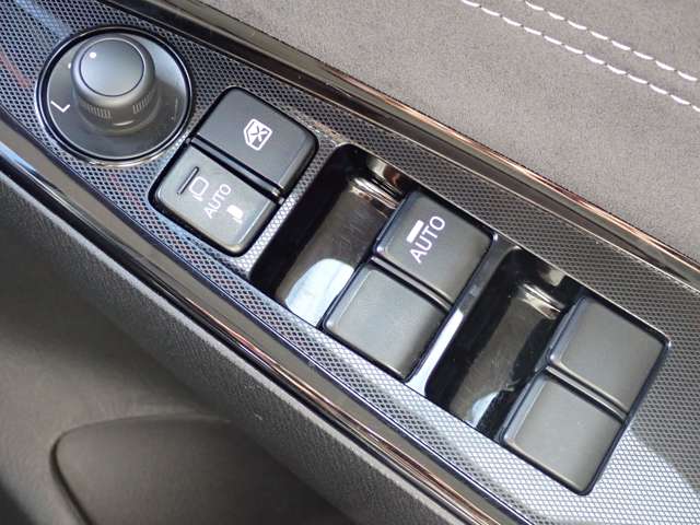 マツダ ＭＡＺＤＡ２ １．５ １５Ｓ ホワイト コンフォート R3年 (関東) 99