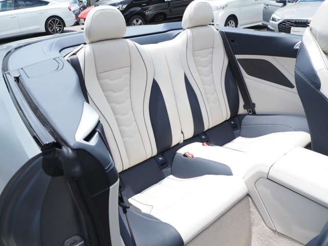 ＢＭＷ ８シリーズ ８４０ｉ　エクスクルーシブ　Ｍスポーツ R5年 (近畿) 99