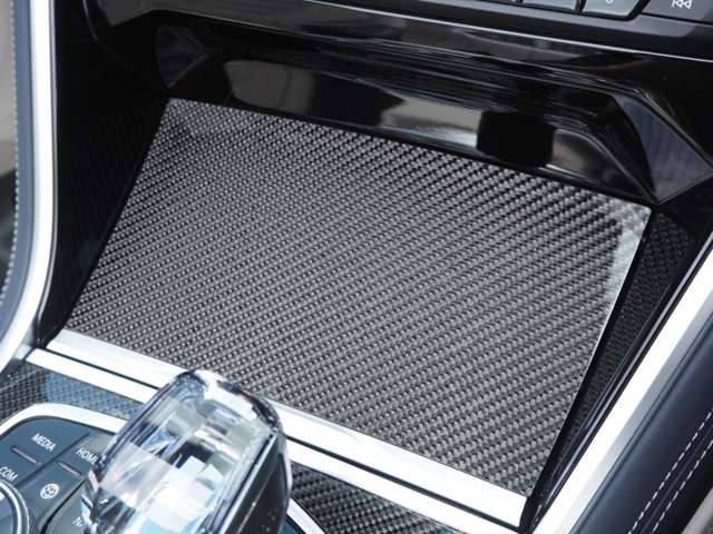 ＢＭＷ ８シリーズ ８４０ｉ　エクスクルーシブ　Ｍスポーツ R5年 (近畿) 99