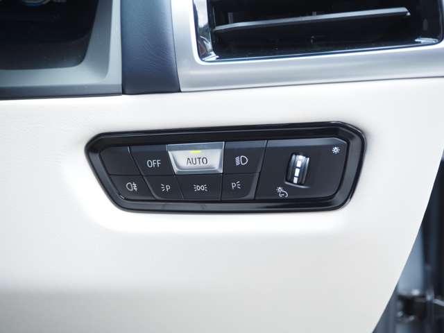 ＢＭＷ ８シリーズ ８４０ｉ　エクスクルーシブ　Ｍスポーツ R5年 (近畿) 99