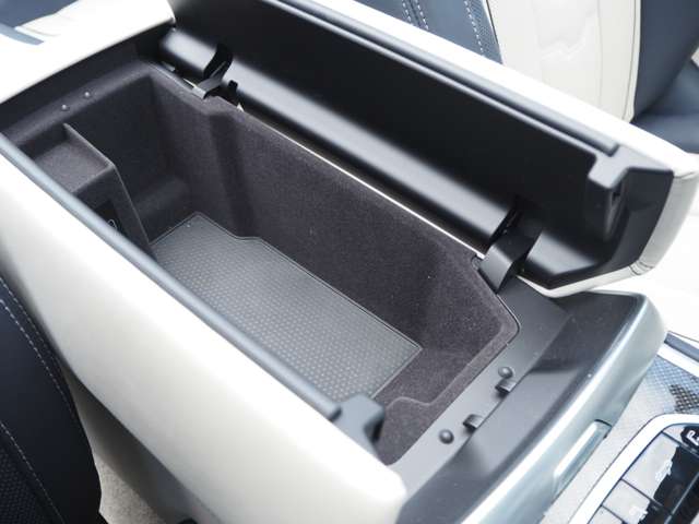 ＢＭＷ ８シリーズ ８４０ｉ　エクスクルーシブ　Ｍスポーツ R5年 (近畿) 99