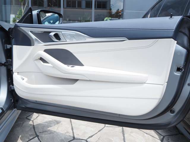 ＢＭＷ ８シリーズ ８４０ｉ　エクスクルーシブ　Ｍスポーツ R5年 (近畿) 99