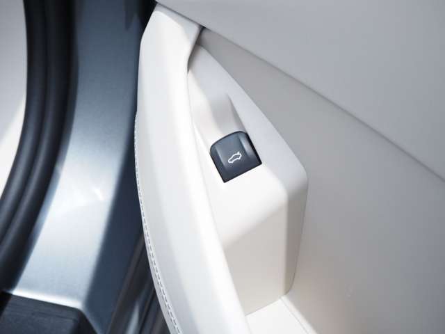 ＢＭＷ ８シリーズ ８４０ｉ　エクスクルーシブ　Ｍスポーツ R5年 (近畿) 99