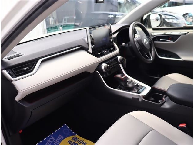 トヨタ ＲＡＶ４ ２．５ ハイブリッド Ｇ Ｅ－ＦＯＵＲ ４ＷＤ R3年 (関東) 99