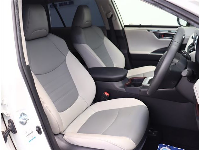 トヨタ ＲＡＶ４ ２．５ ハイブリッド Ｇ Ｅ－ＦＯＵＲ ４ＷＤ R3年 (関東) 99