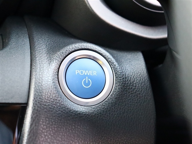 トヨタ ヤリスクロス　ハイブリッド １．５ ハイブリッド ＧＲスポーツ R5年 (関東) 99