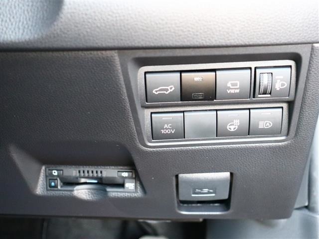 トヨタ ヤリスクロス　ハイブリッド １．５ ハイブリッド ＧＲスポーツ R5年 (関東) 99