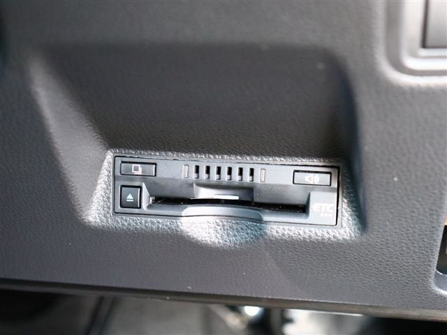 トヨタ ヤリスクロス　ハイブリッド １．５ ハイブリッド ＧＲスポーツ R5年 (関東) 99