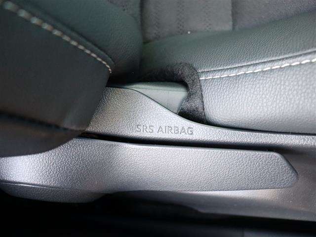 トヨタ ヤリスクロス　ハイブリッド １．５ ハイブリッド ＧＲスポーツ R5年 (関東) 99