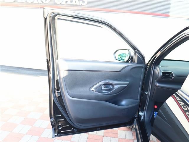 トヨタ ヤリスクロス　ハイブリッド １．５ ハイブリッド ＧＲスポーツ R5年 (関東) 99